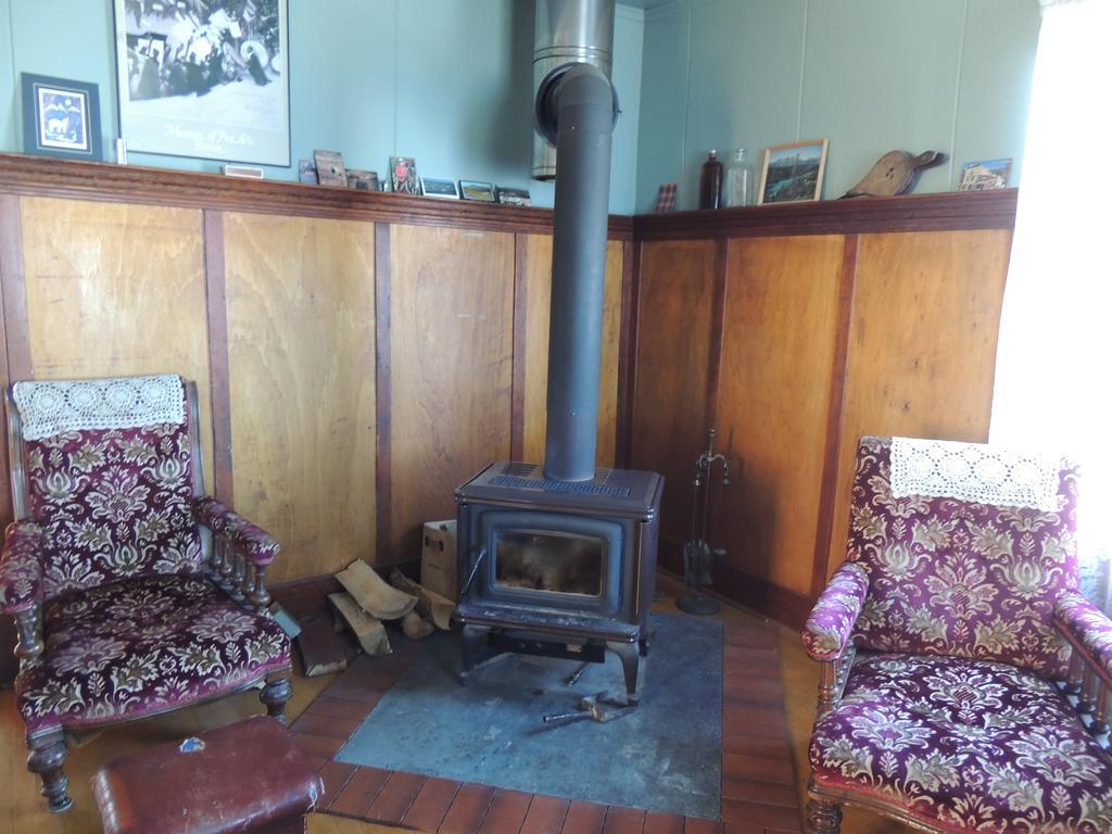 Historical Guest House Whitehorse Extérieur photo