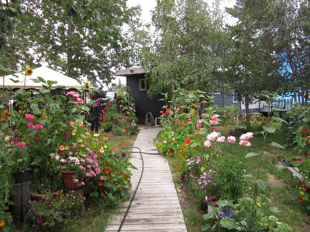 Historical Guest House Whitehorse Extérieur photo