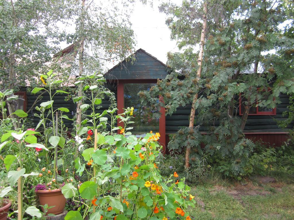 Historical Guest House Whitehorse Extérieur photo