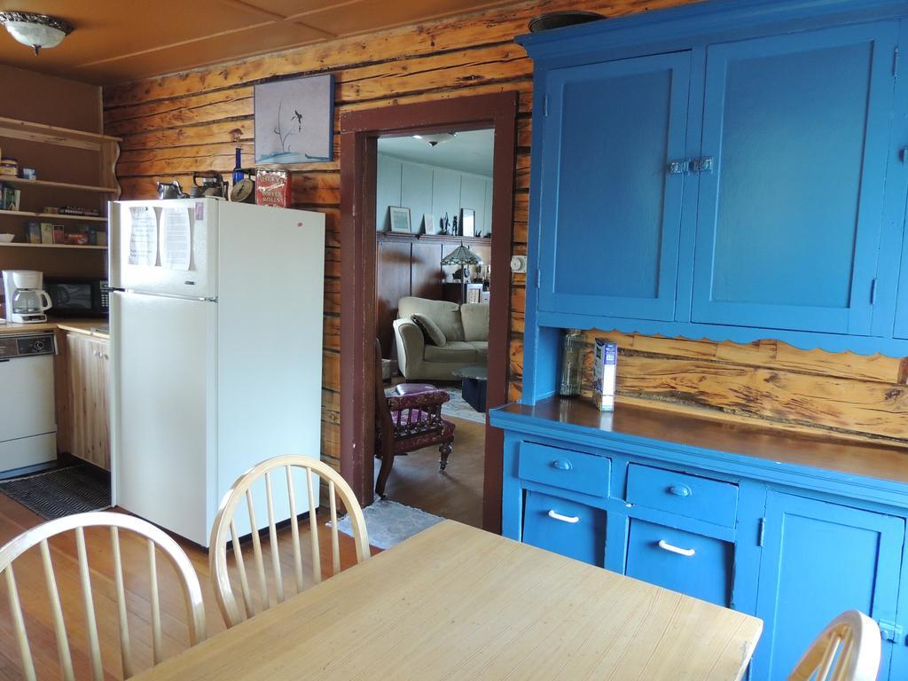 Historical Guest House Whitehorse Extérieur photo