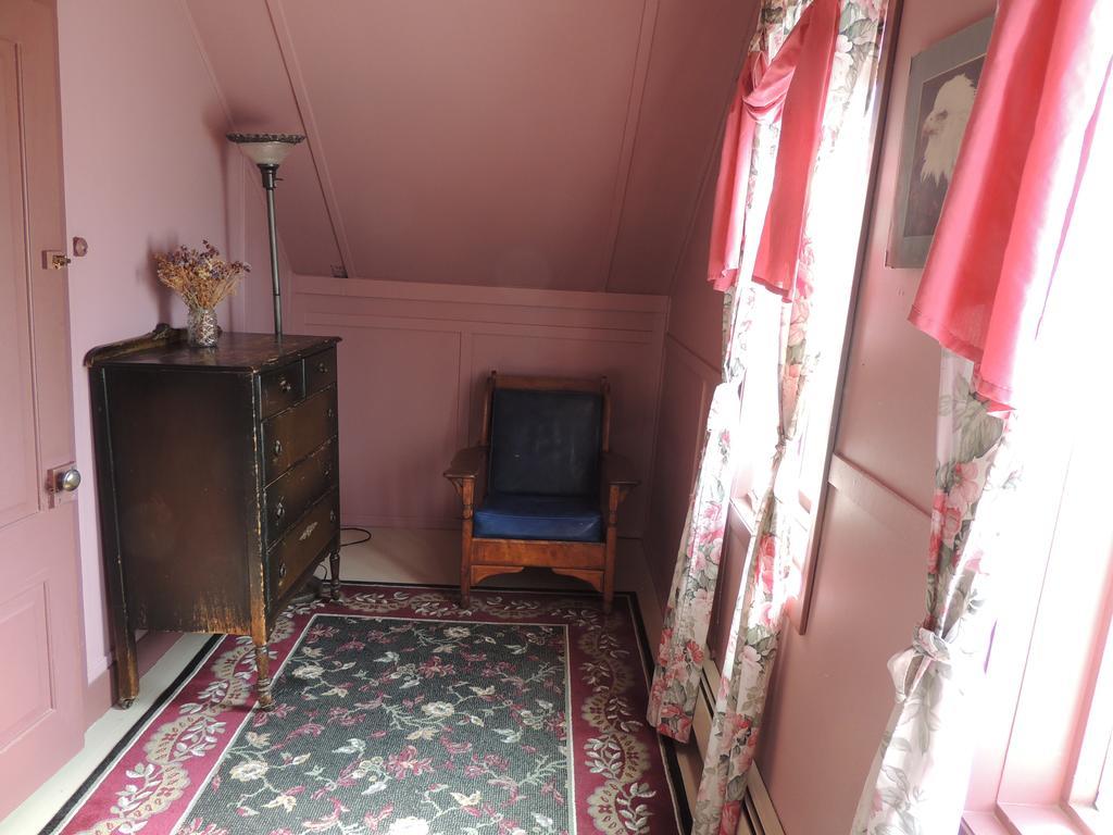Historical Guest House Whitehorse Extérieur photo