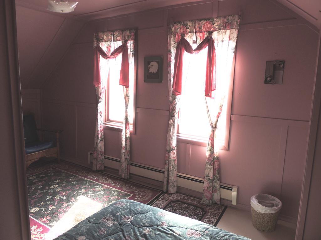 Historical Guest House Whitehorse Extérieur photo